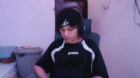 andy_dan1 online show from 06-20-26, 12:30