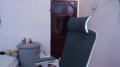 andy_dan1 online show from 06-27-26, 12:22