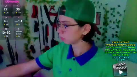 Andy Gray online show from 03-11-25, 02:07