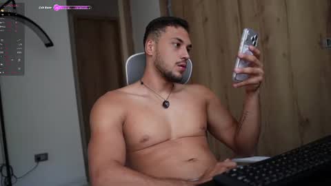 Snapshot of andy_weld chatting on 08-04-26, 07:38 my onlyfans online show from 08-04-26, 07:38