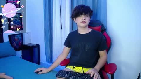 Snapshot of andyboy_19 chatting on 02-27-25, 10:09 andy online show from 02-27-25, 10:09