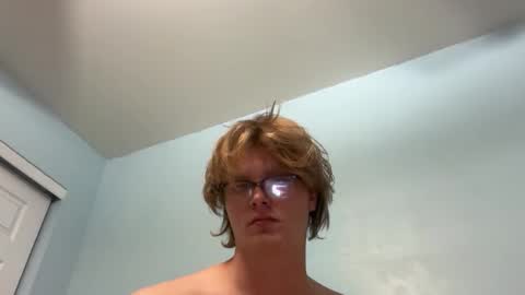 Snapshot of andyhasabigdick chatting on 01-08-26, 04:26 Andy online show from 01-08-26, 04:26