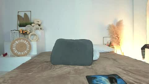 Snapshot of andyjey_ chatting on 03-14-26, 04:29 Mandy and Andy online show from 03-14-26, 04:29