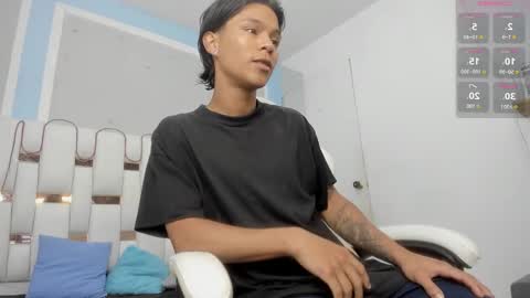 Andy Kings online show from 12-17-25, 03:56