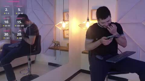 Snapshot of andyknoxx chatting on 03-01-26, 08:33 Andy online show from 03-01-26, 08:33