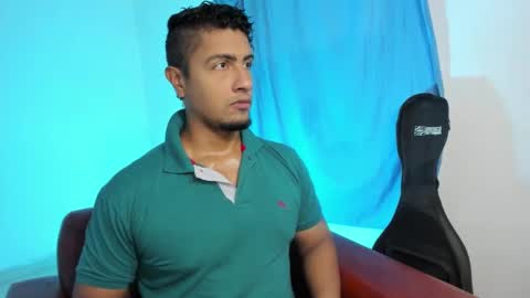 Snapshot of andylemonda chatting on 02-28-25, 01:14 andylemonda online show from 02-28-25, 01:14