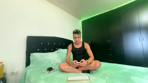 Its Andy Bitch online show from 07-15-26, 09:09