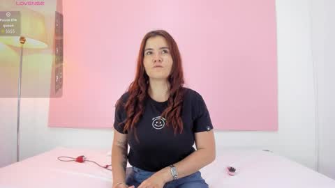 Snapshot of andyylove_jk chatting on 10-15-25, 11:43 Andy online show from 10-15-25, 11:43