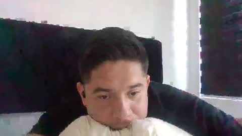 andyzeta10 online show from 12-16-24, 05:33