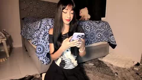          online show from 05-23-26, 03:45
