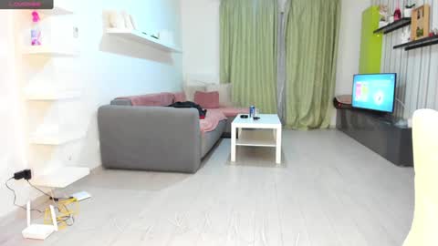 Snapshot of anemarie1996 chatting on 01-06-25, 06:20 Anne online show from 01-06-25, 06:20