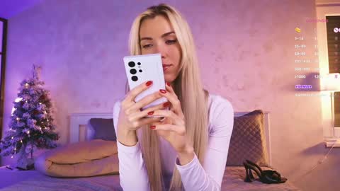 Anna online show from 12-25-24, 06:19