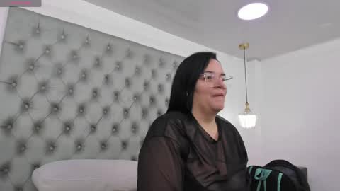 Snapshot of anette_cooper chatting on 05-04-26, 04:30 anette_cooper online show from 05-04-26, 04:30