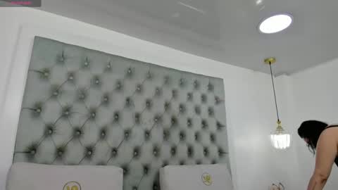 Snapshot of anette_cooper chatting on 05-06-26, 03:13 anette_cooper online show from 05-06-26, 03:13