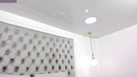 Snapshot of anette_cooper chatting on 05-19-26, 03:46 anette_cooper online show from 05-19-26, 03:46