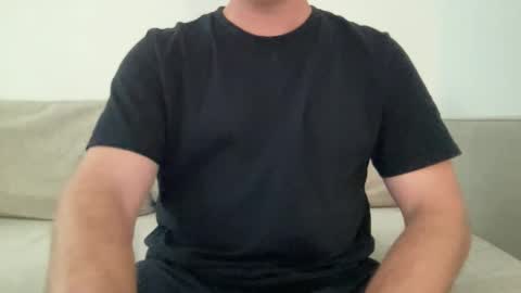 Snapshot of anewsummer chatting on 09-21-25, 09:27 anewsummer online show from 09-21-25, 09:27