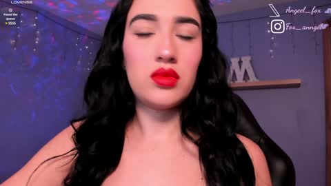 Angel  online show from 01-30-25, 11:44