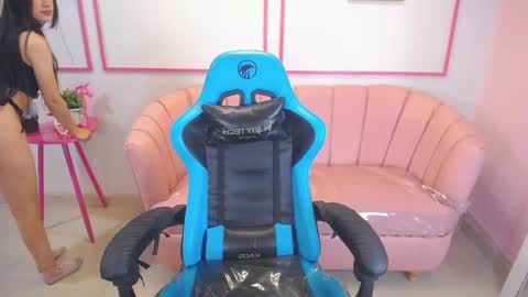 Snapshot of angel09_a chatting on 03-07-25, 10:35 angel09 a online show from 03-07-25, 10:35