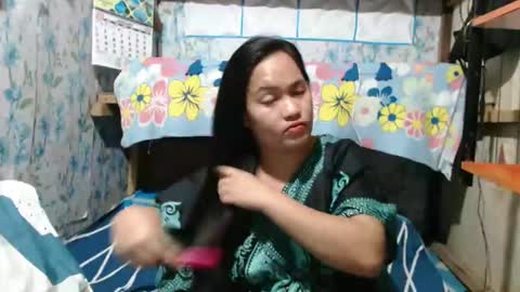 Snapshot of angel_0707 chatting on 01-08-25, 11:54 Angel online show from 01-08-25, 11:54