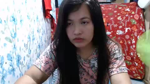 Snapshot of angel_0707 chatting on 03-04-25, 01:55 Angel online show from 03-04-25, 01:55
