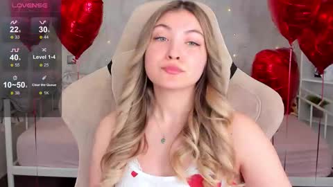 Snapshot of angel__grace chatting on 02-14-26, 06:10 Grace online show from 02-14-26, 06:10