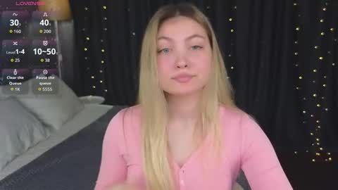 Snapshot of angel__grace chatting on 03-05-26, 06:09 Grace online show from 03-05-26, 06:09