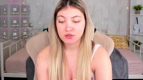 Snapshot of angel__grace chatting on 03-12-26, 06:19 Grace online show from 03-12-26, 06:19