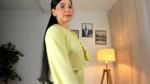 Snapshot of angel__kim chatting on 04-03-26, 05:22 angel__kim online show from 04-03-26, 05:22