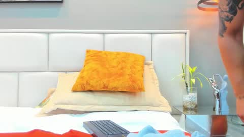 Angel online show from 02-24-26, 04:32