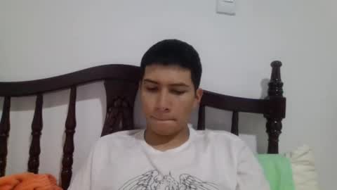 Snapshot of angel_ale chatting on 01-12-25, 04:21 angel_ale online show from 01-12-25, 04:21