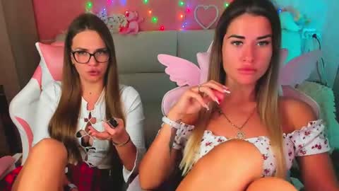 Ivanna and Jessica online show from 06-19-26, 03:11