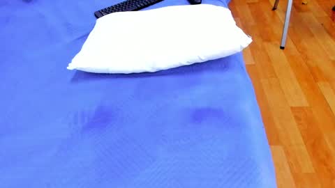 Snapshot of angel_avni chatting on 02-21-25, 03:32 Angel online show from 02-21-25, 03:32