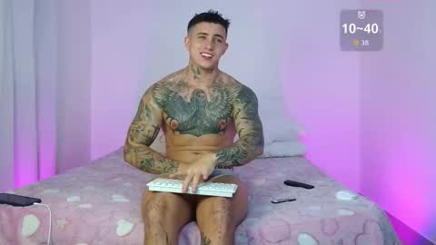 Snapshot of angel_boy01 chatting on 12-21-25, 03:41 angel_boy01 online show from 12-21-25, 03:41