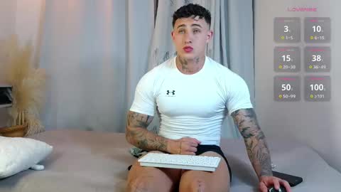Snapshot of angel_boy01 chatting on 05-18-26, 01:56 angel_boy01 online show from 05-18-26, 01:56