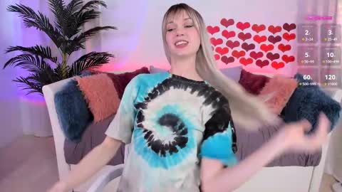 Snapshot of angel_claire chatting on 02-20-25, 05:07 Claire - be back soon online show from 02-20-25, 05:07