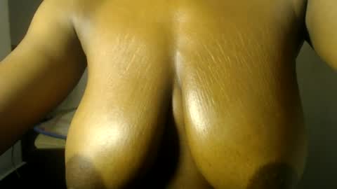 Snapshot of angel_daisyy chatting on 07-24-26, 09:46 Daisy online show from 07-24-26, 09:46