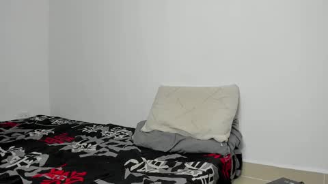 Angel Damons online show from 02-28-25, 06:20