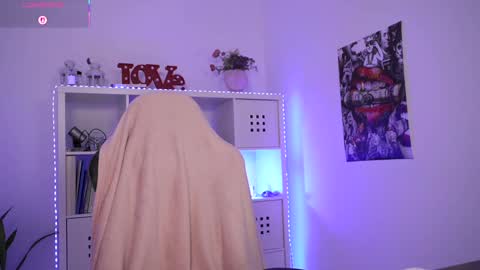 Snapshot of angel_danm_milf chatting on 02-19-26, 10:33 Patricia - online show from 02-19-26, 10:33