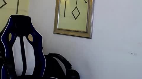 Snapshot of angel_dusstt chatting on 11-27-25, 12:07 Angel Dusstt online show from 11-27-25, 12:07