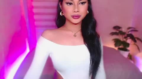 Angel online show from 06-18-26, 02:21