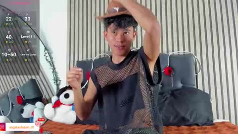 Snapshot of angel_esteban_fx chatting on 02-04-26, 07:09 ngel Esteban online show from 02-04-26, 07:09