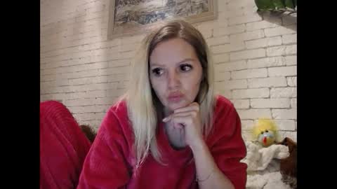 Snapshot of angel_girllovemy chatting on 01-23-25, 06:56 ANGEL online show from 01-23-25, 06:56