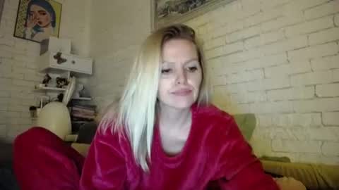 Snapshot of angel_girllovemy chatting on 02-02-25, 05:59 ANGEL online show from 02-02-25, 05:59