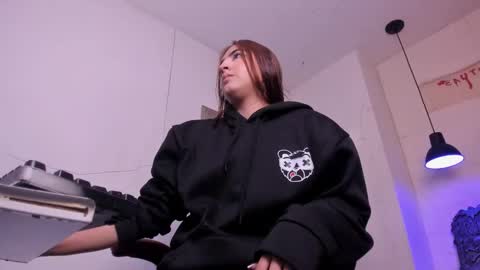 angel hardy online show from 10-18-25, 10:49