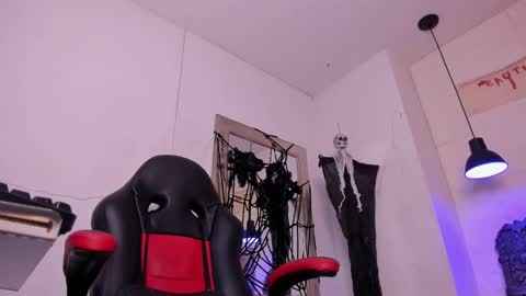 angel hardy online show from 10-21-25, 11:00