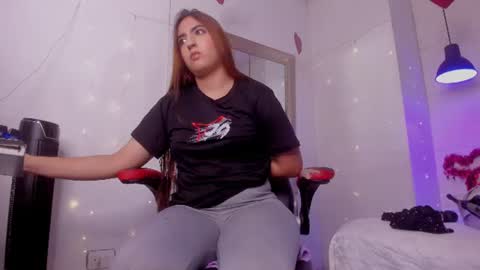 Snapshot of angel_hardy_dl chatting on 07-24-26, 11:41 angel hardy online show from 07-24-26, 11:41