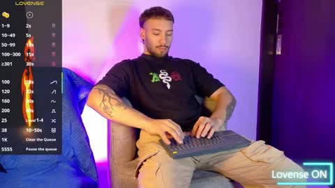angel_kyrozz online show from 06-08-26, 07:14