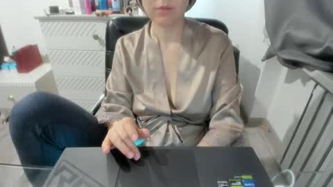 Snapshot of angel_lee__ chatting on 02-10-25, 11:36 angel_lee__ online show from 02-10-25, 11:36