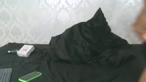 Angel Lein online show from 02-21-25, 05:02