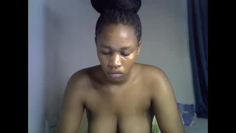 angel_mia5 online show from 06-10-26, 09:30